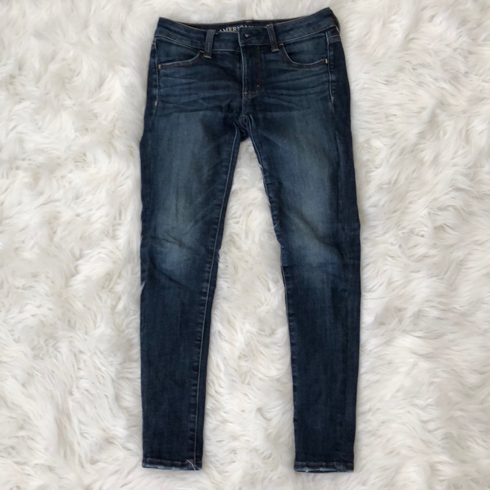 american Eagle size 2 jeans